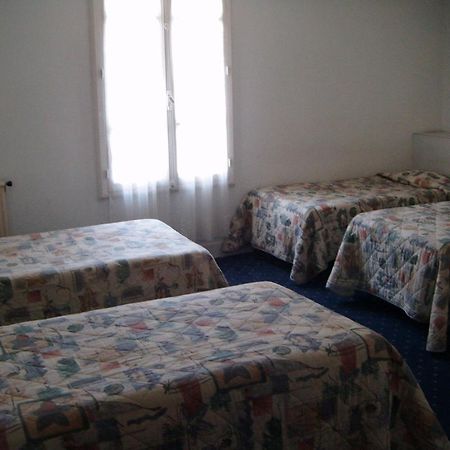 Hotel Central Lourdes Rum bild